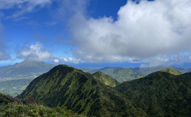 Ascension vers le sommet du Piton Lacroix