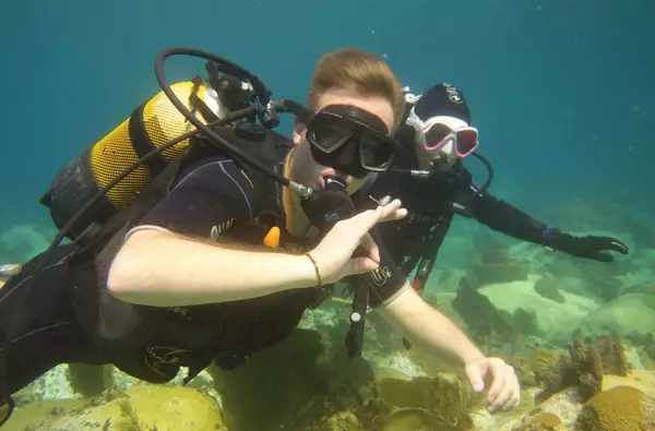 Baptême de plongée en mer des caraïbes