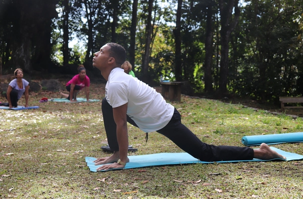 Yoga dynamique en plein air