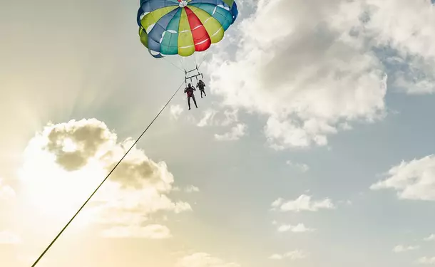 Parachute ascensionnel à fortes sensations