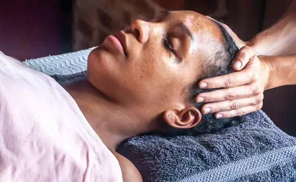 Traditional Ayurvedic massage (Abyhanga)