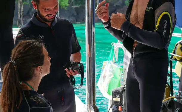 Catamaran, dolphin and diving day for a maximum of fun