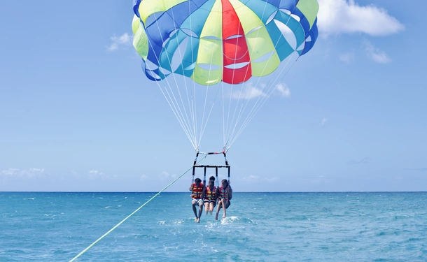 Thrill-seeking parasailing