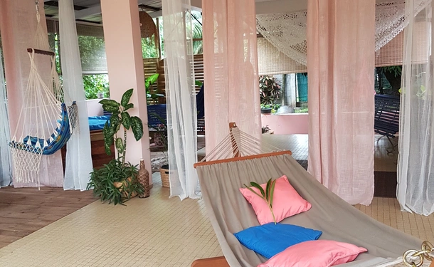 Aqua Momen'thé : Floating snack and massage 
