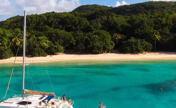 Évasion Tropicale en Catamaran à Marie-Galante
